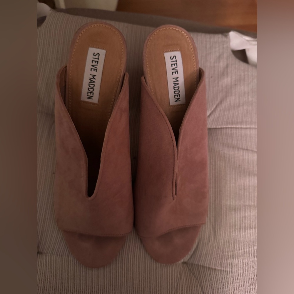 Steve Madden Women's Blush Suede Mules